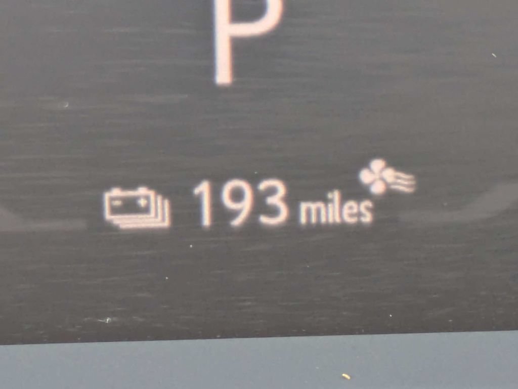 Used 2024 Lexus RZ 300e Premium w/ Accessory Package (Z1) FWD image 34