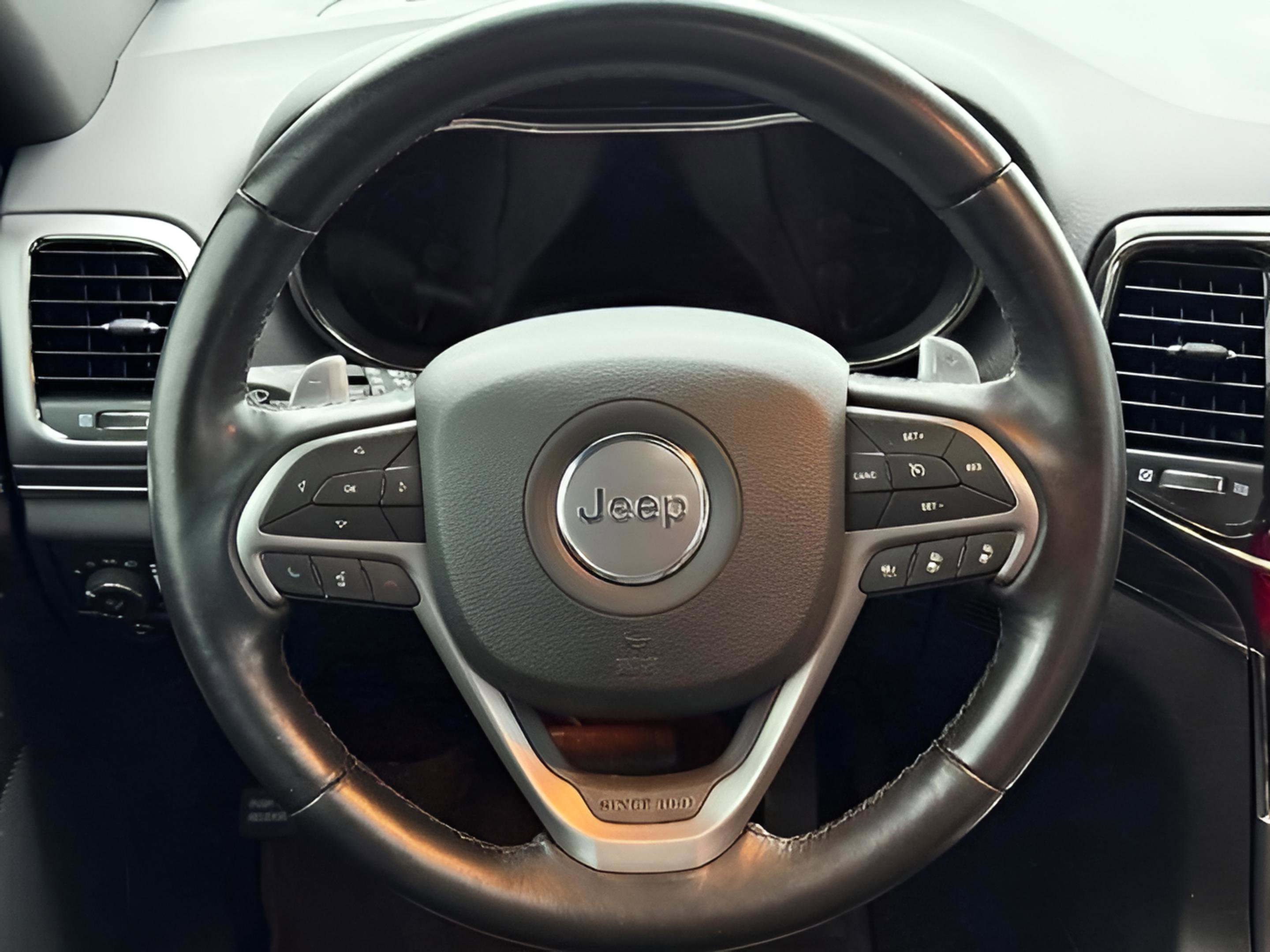 Used 2021 Jeep Grand Cherokee Limited X image 16