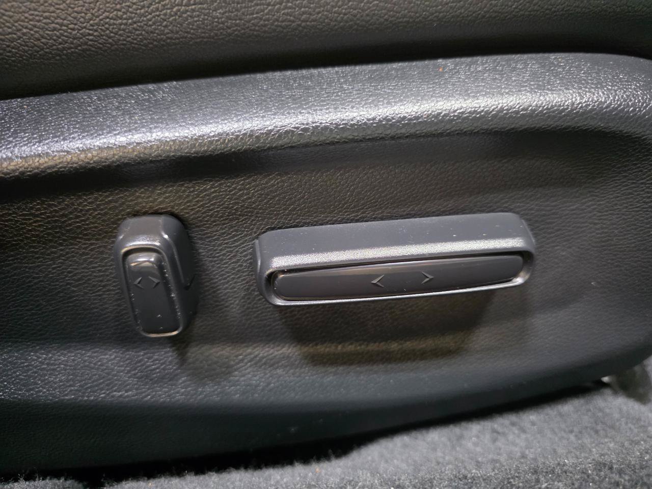 Used 2022 Honda Accord EX-L image 26