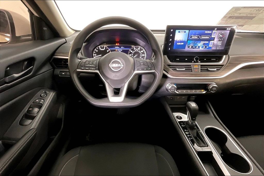 New 2026 Nissan Altima 2.5 SV w/ SV Special Edition Package image 28