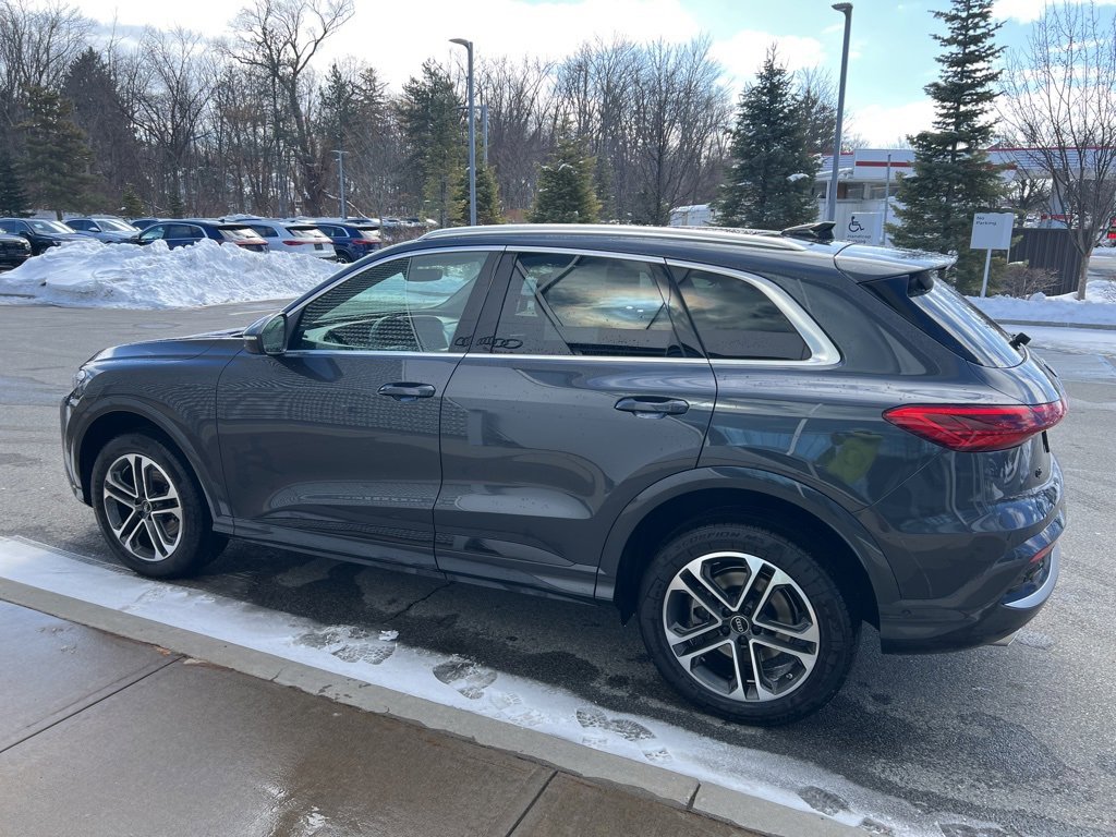 Certified 2025 Audi Q5 Premium Plus w/ Premium Plus image 41