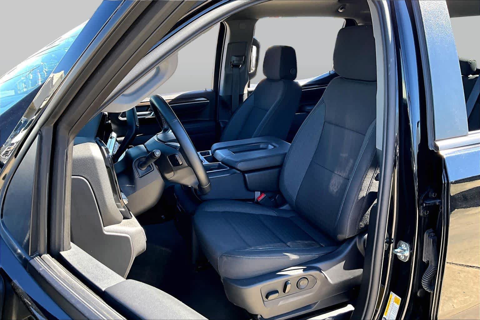 Used 2026 Chevrolet Silverado 1500 LT RWD image 8