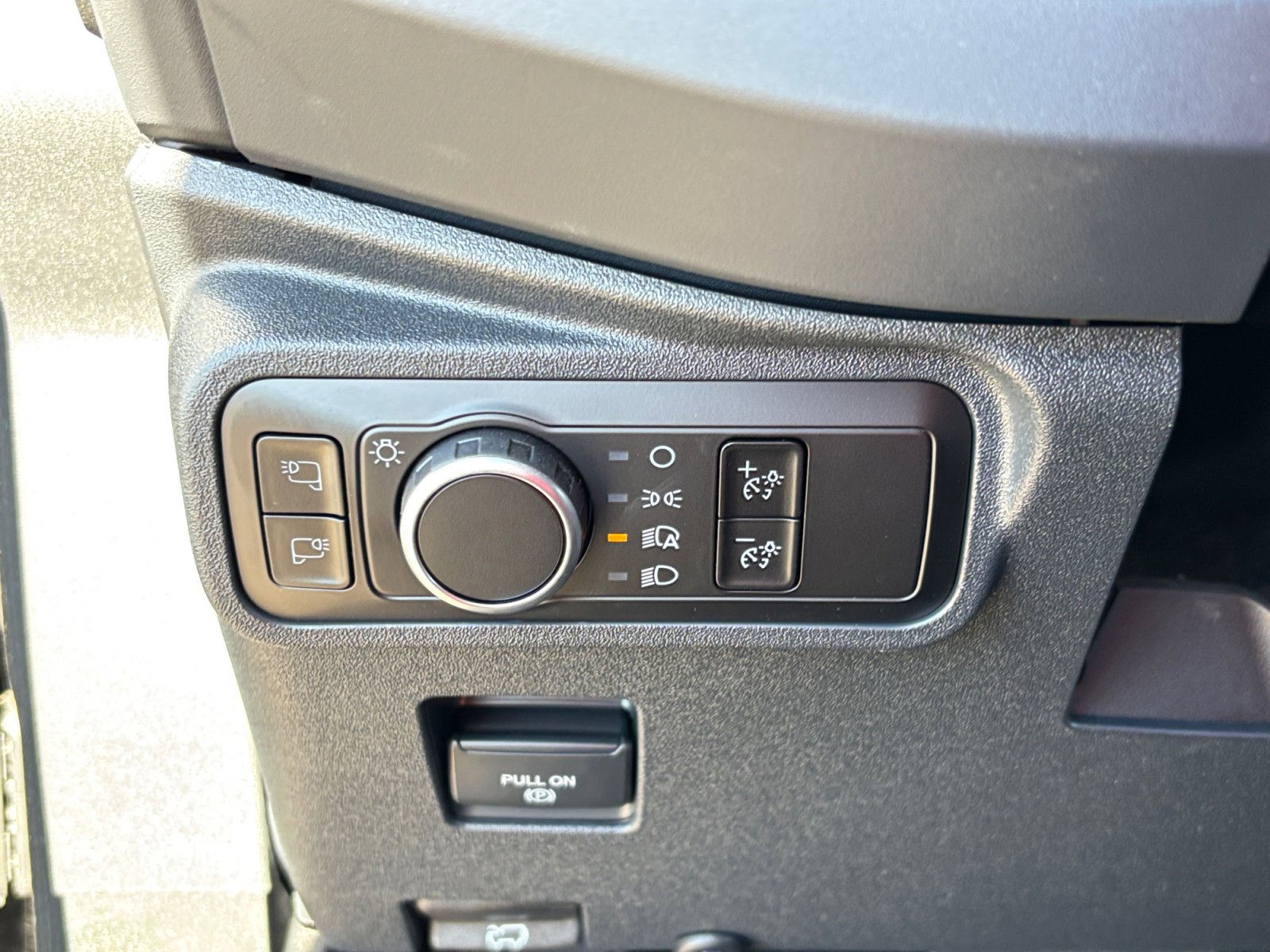 New 2025 Ford Bronco Badlands image 14