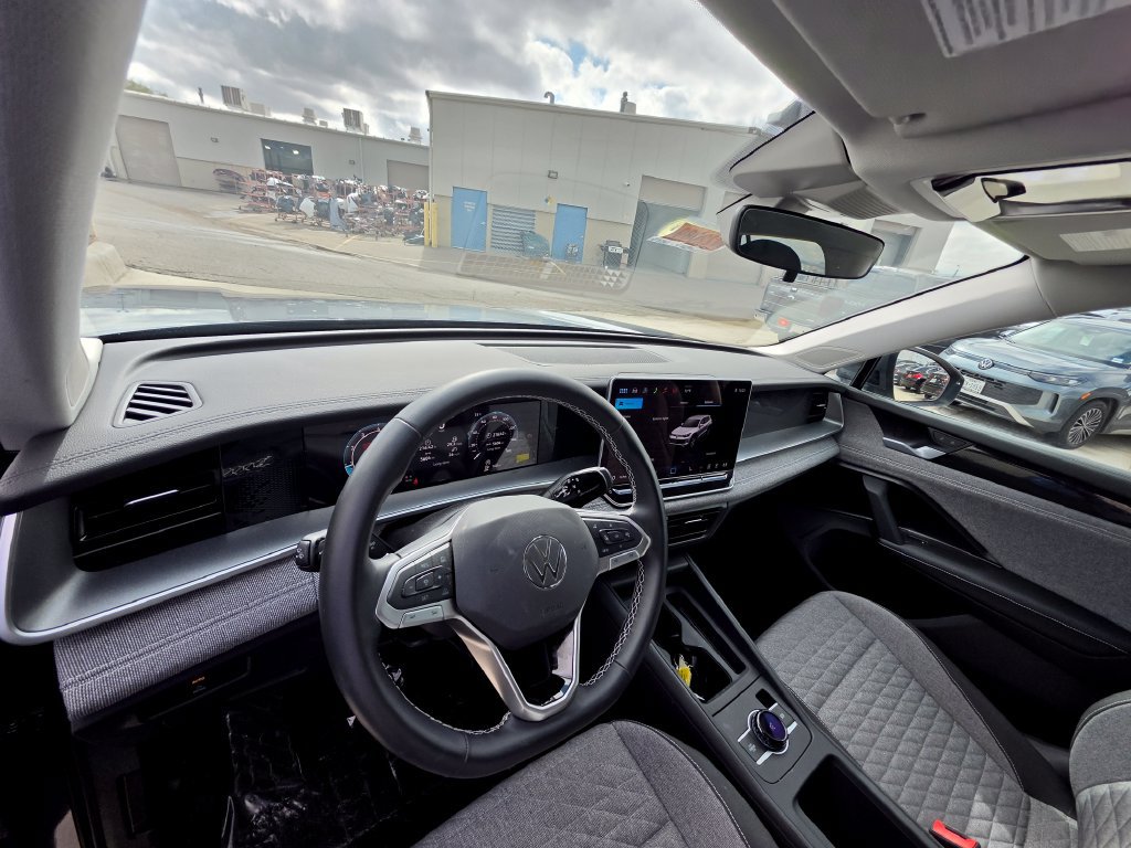 Certified 2026 Volkswagen Tiguan S FWD image 18