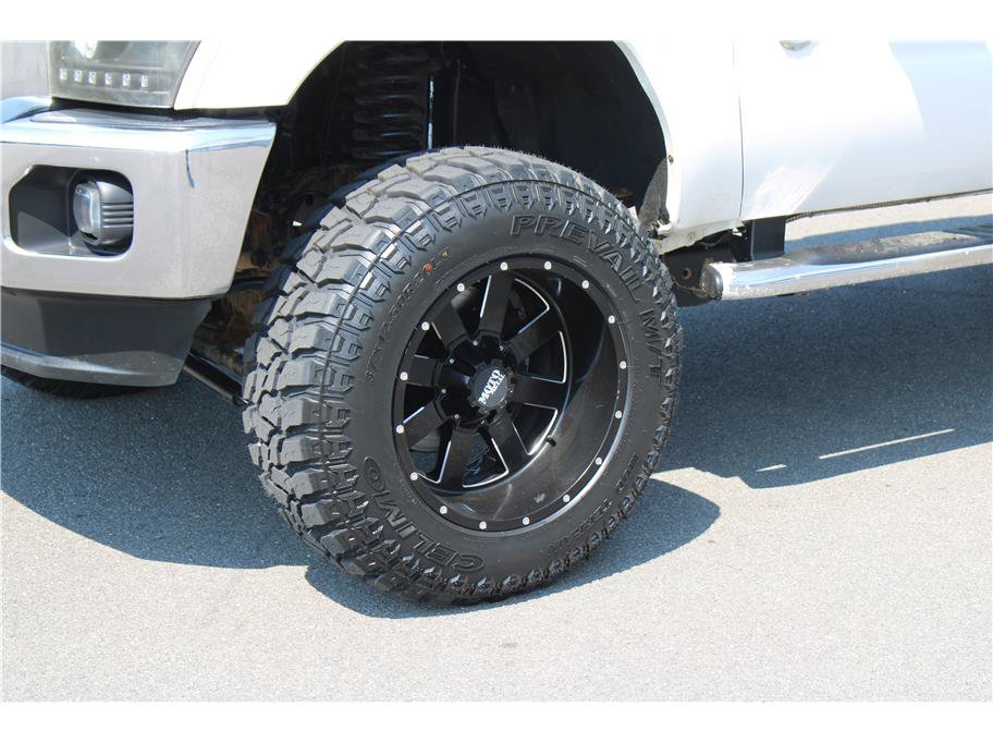 Used 2013 Ford F350 Lariat AWD/4WD image 6