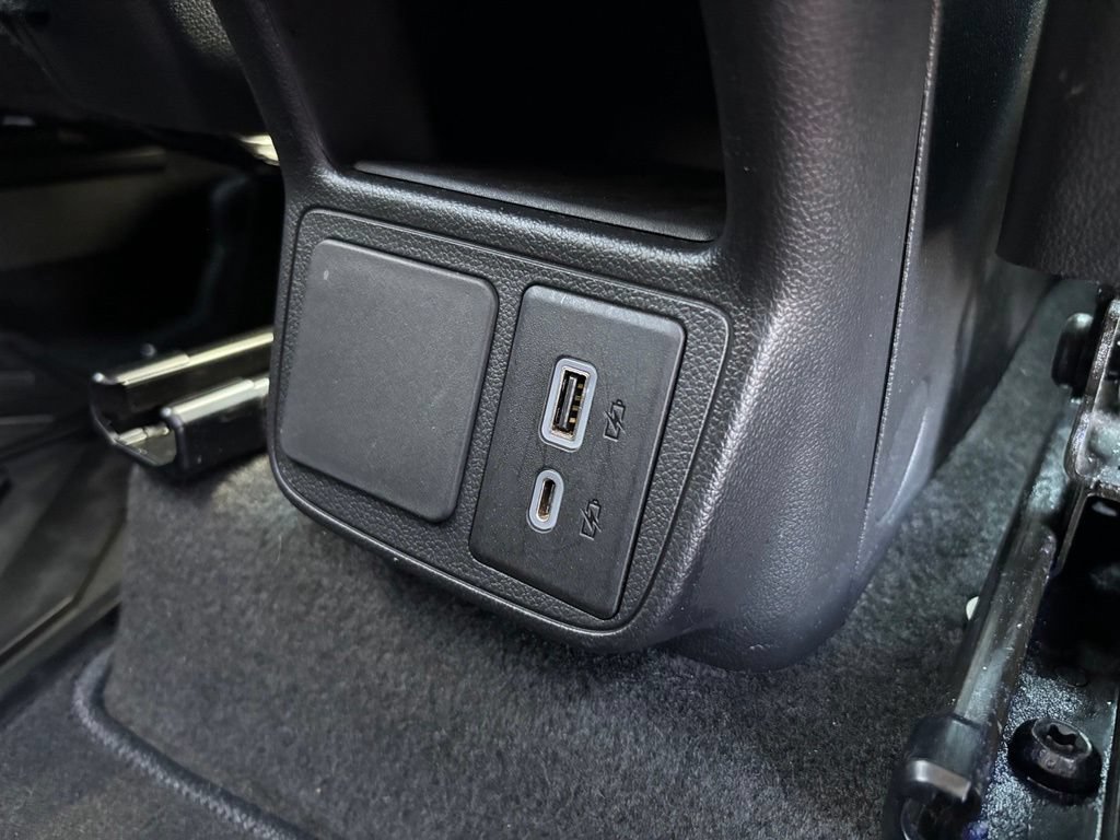 Used 2021 Buick Encore GX Preferred w/ Sport Touring Package FWD image 18