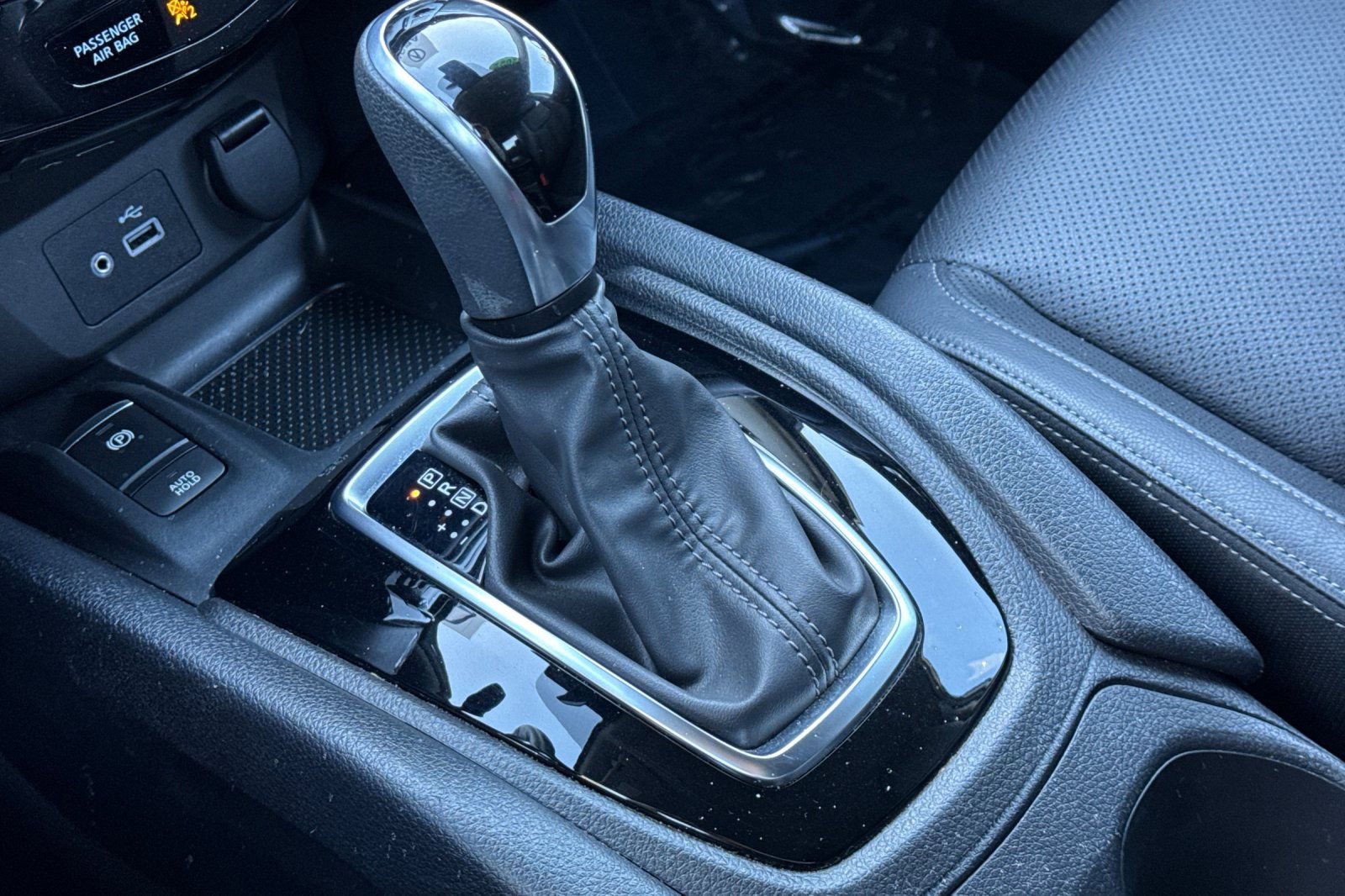 Used 2022 Nissan Rogue Sport SL image 22