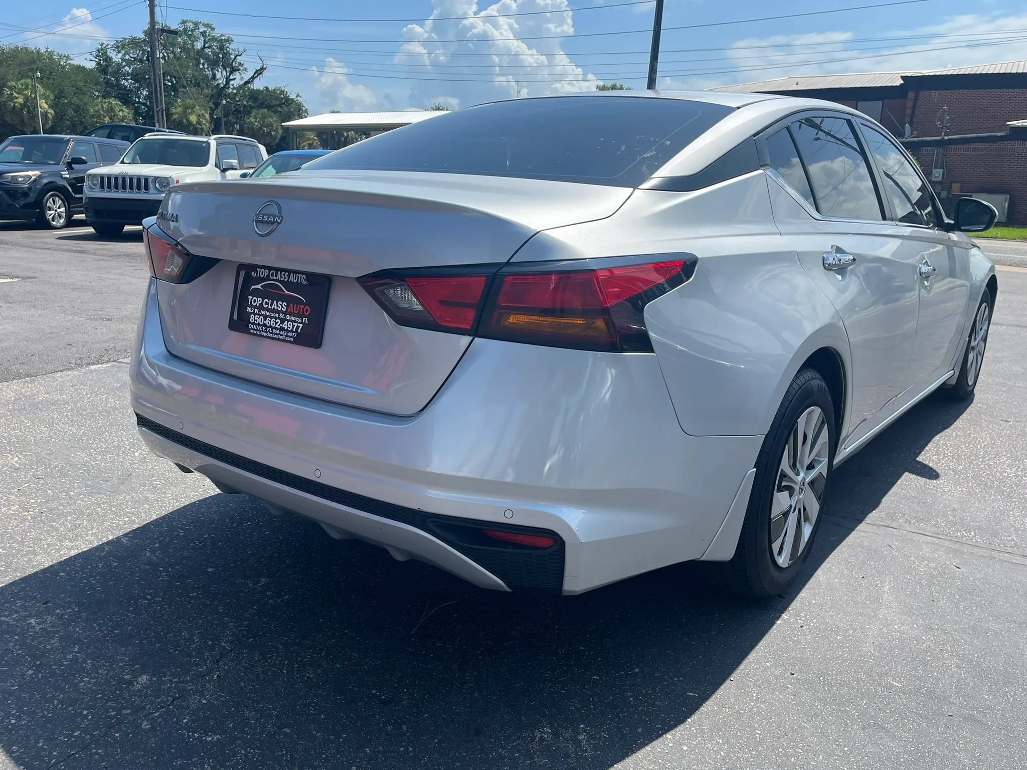 Used 2023 Nissan Altima 2.5 S FWD image 4