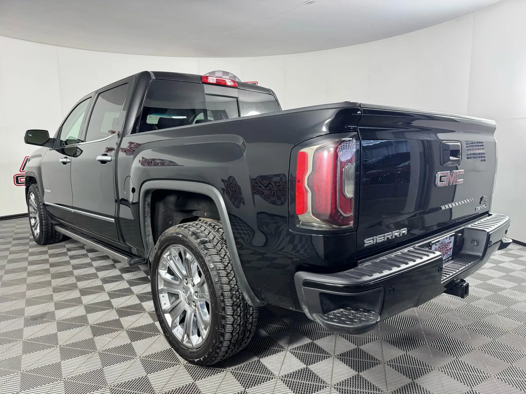 Used 2018 GMC Sierra 1500 Denali w/ Denali Ultimate Package image 27