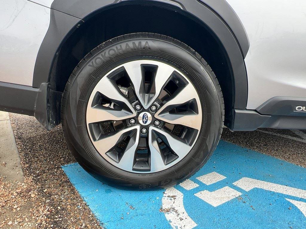 Used 2024 Subaru Outback Limited XT image 7