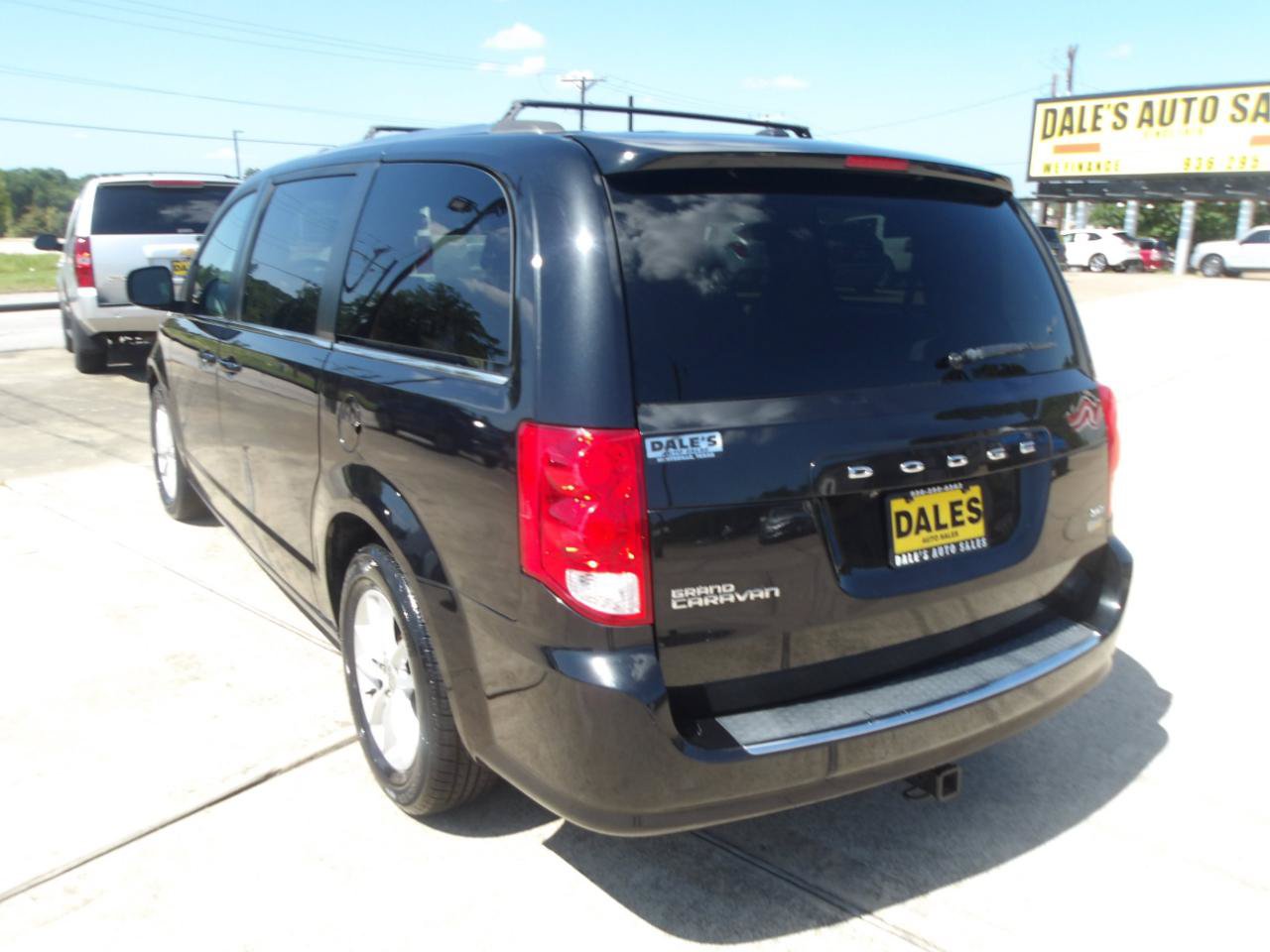 Used 2019 Dodge Grand Caravan SXT FWD image 13