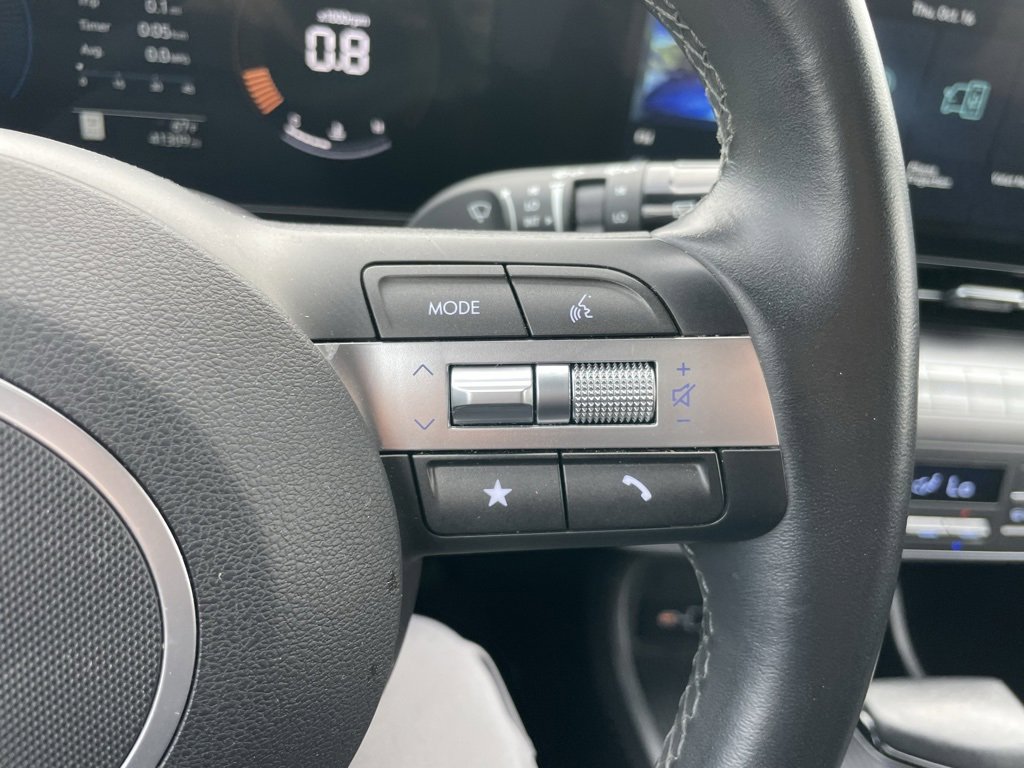 Used 2024 Hyundai Kona SEL image 22