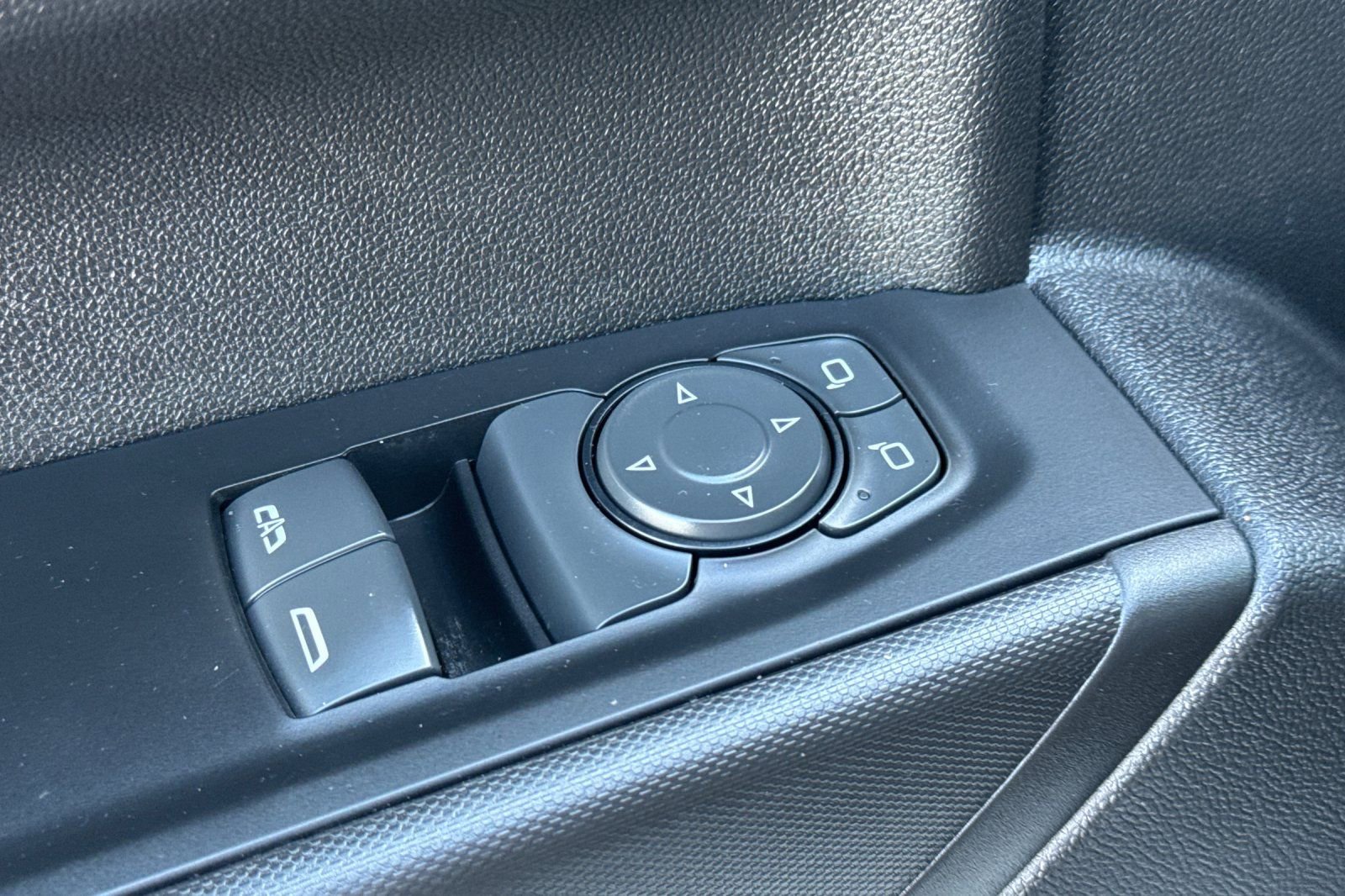 Used 2022 Chevrolet Silverado 1500 W/T w/ WT Value Package image 11