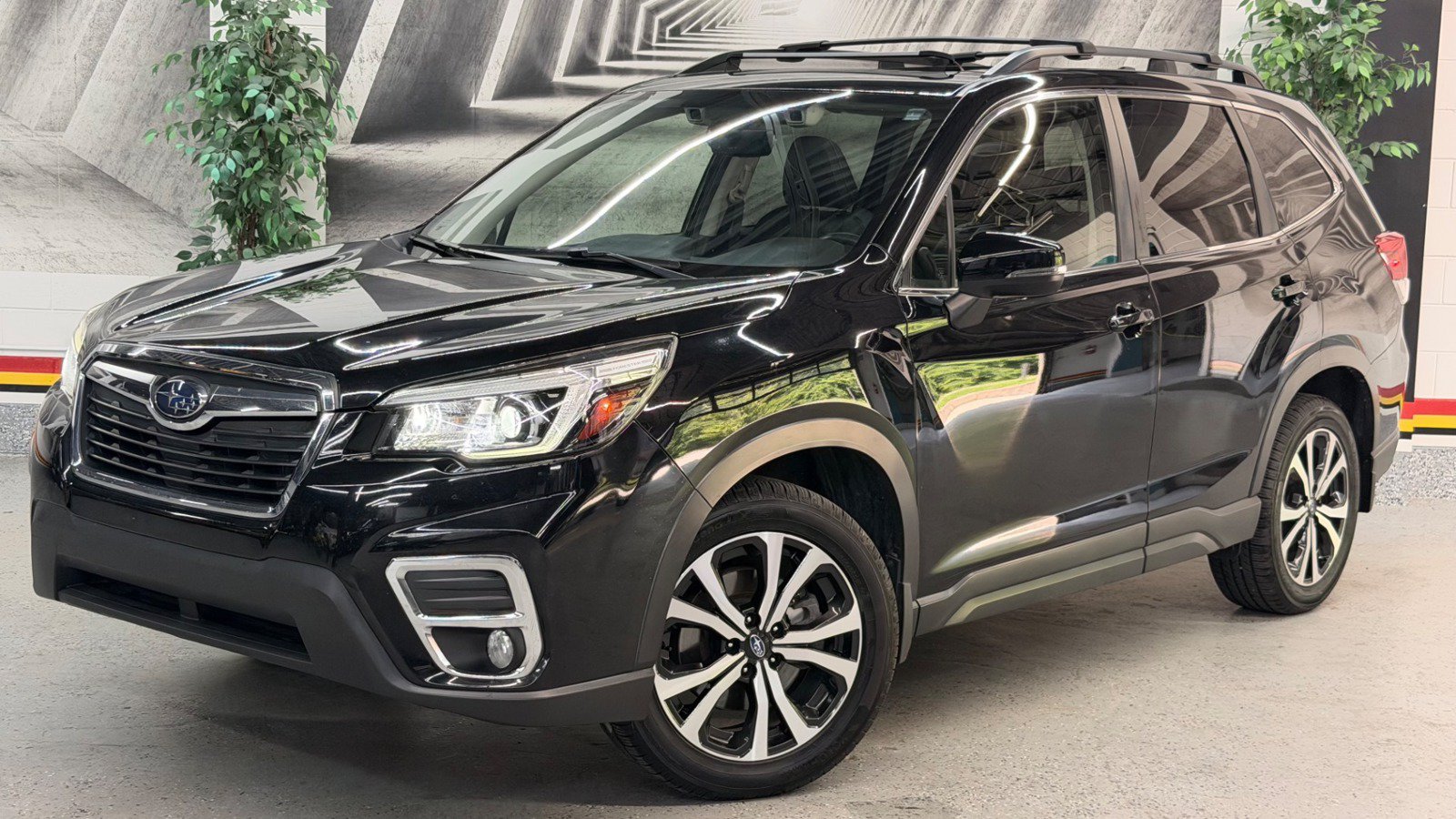Used 2019 Subaru Forester Limited w/ Popular Package #3 AWD/4WD image 3
