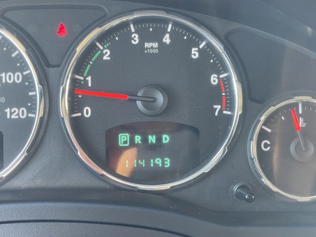 Used 2012 Jeep Liberty Sport AWD/4WD image 17