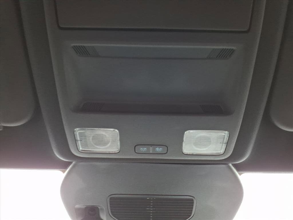 Used 2025 Ford Escape ST-Line Select image 25