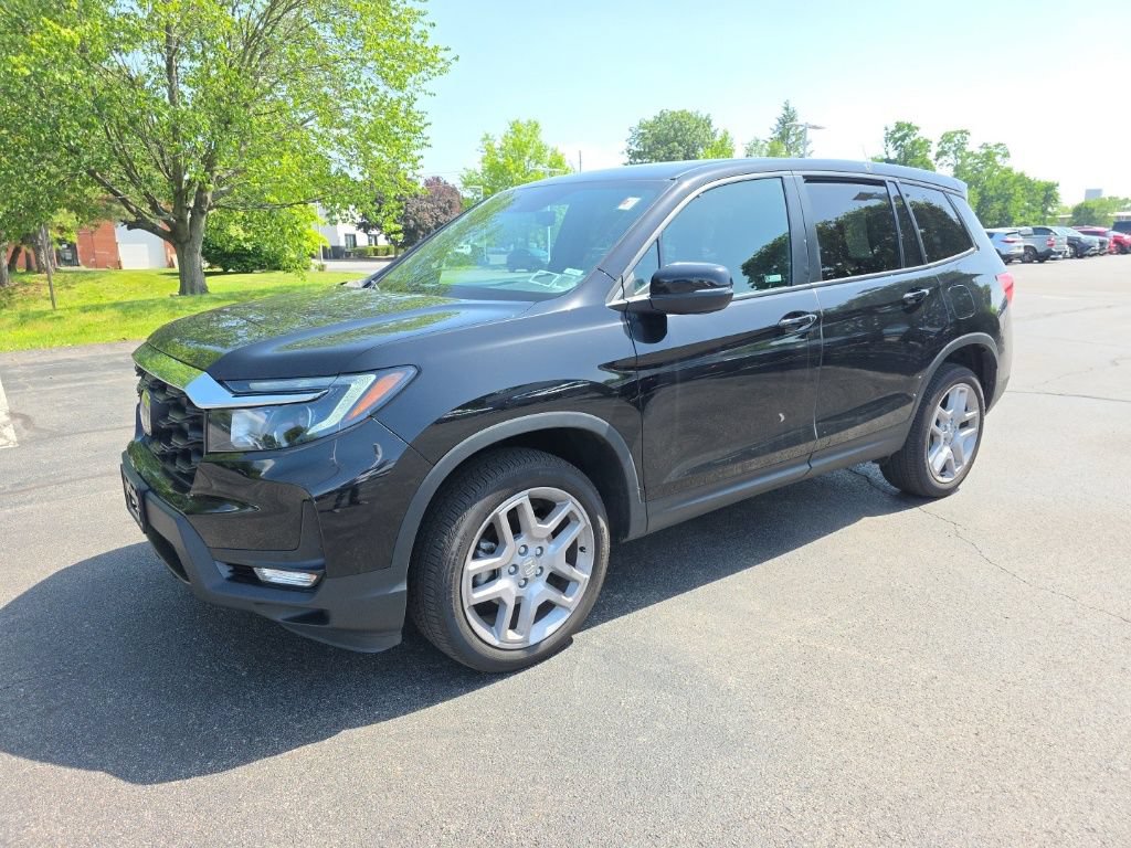 Used 2024 Honda Passport EX-L image 3