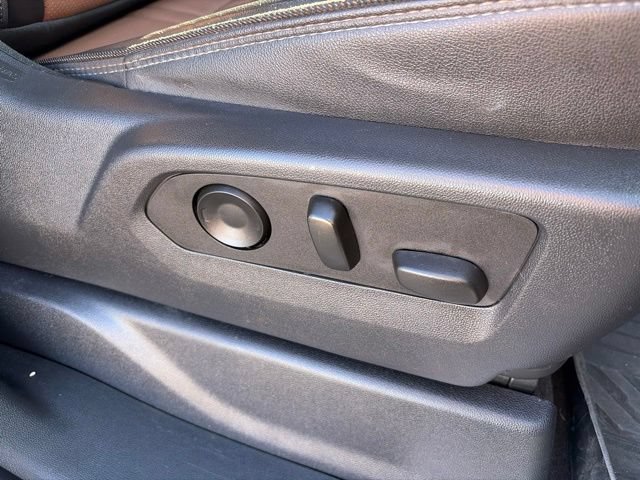 Used 2024 Chevrolet Silverado 2500 High Country w/ High Country Premium Package AWD/4WD image 55