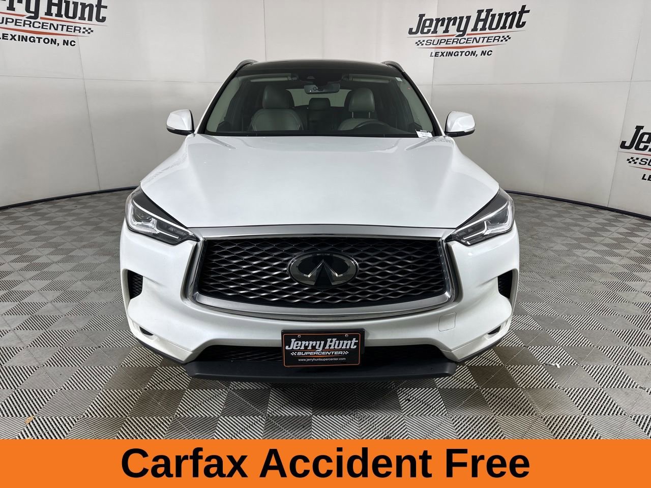 Used 2023 INFINITI QX50 Luxe image 3