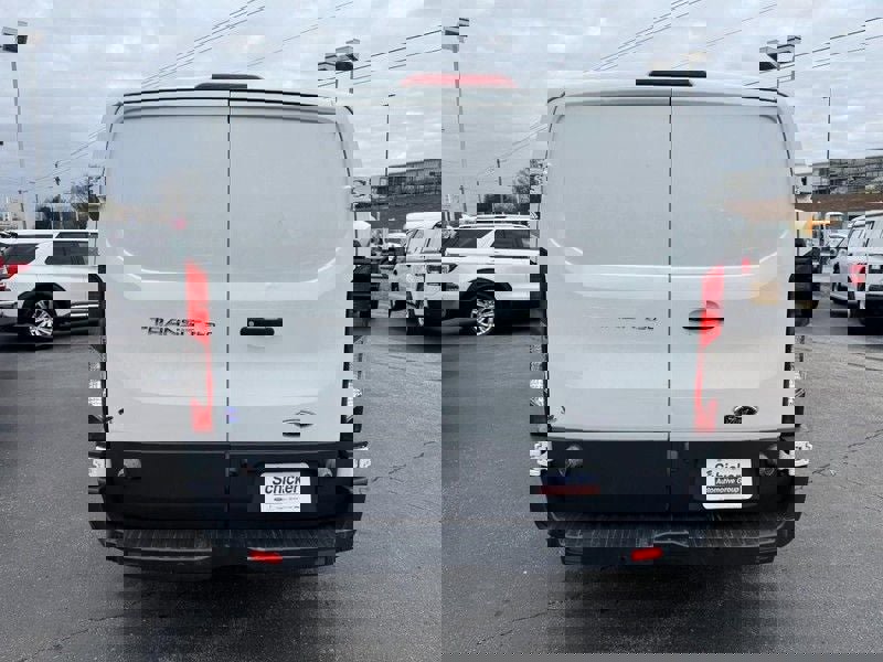 Used 2018 Ford Transit 250 148 Low Roof RWD image 4