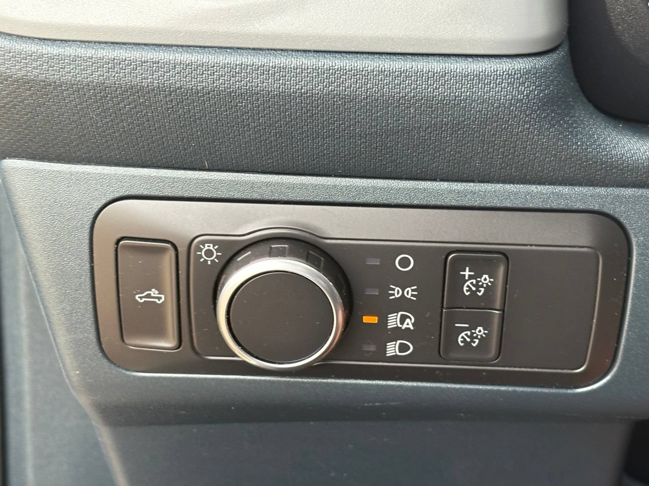 Used 2022 Ford Maverick XL FWD image 18