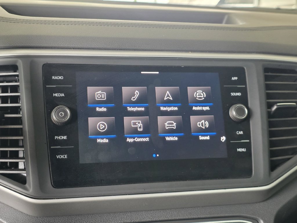 Used 2021 Volkswagen Atlas Cross Sport SE w/ Panoramic Sunroof Package FWD image 19