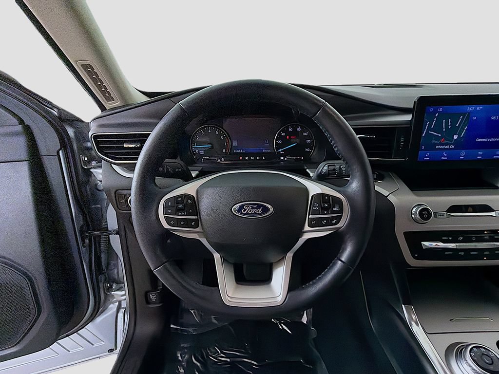 Used 2023 Ford Explorer XLT w/ Equipment Group 202A AWD/4WD image 36