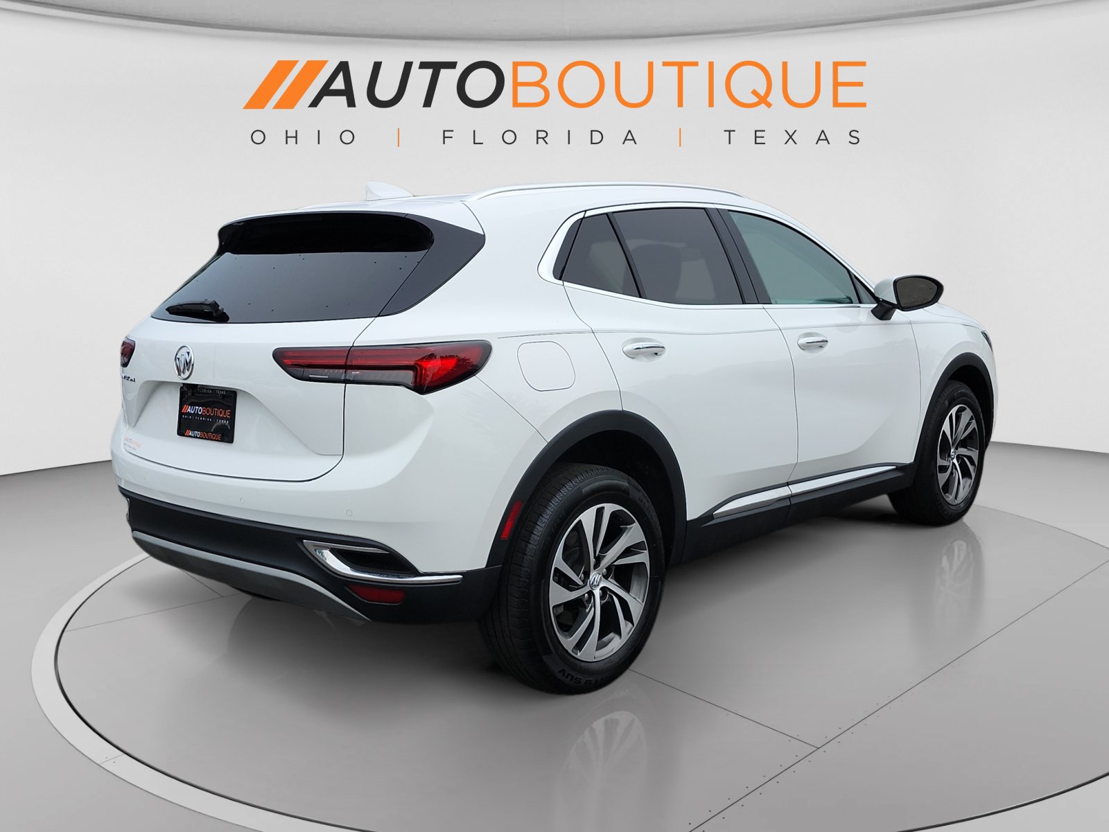 Used 2022 Buick Envision Essence w/ Safety Package FWD image 5