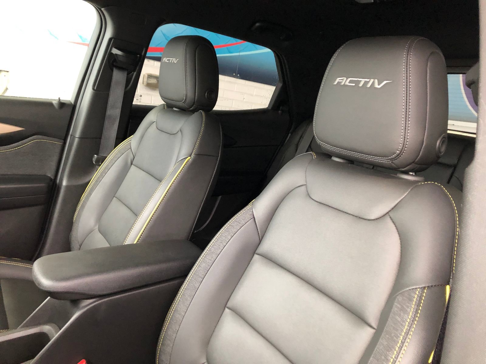 Used 2025 Chevrolet TrailBlazer ACTIV w/ Convenience Package AWD/4WD image 21