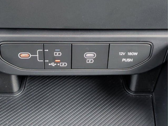 New 2026 Kia K4 FWD image 23