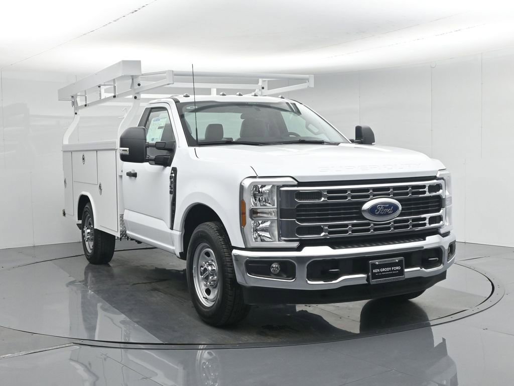 New 2026 Ford F350 XL w/ XL Chrome Package RWD image 65