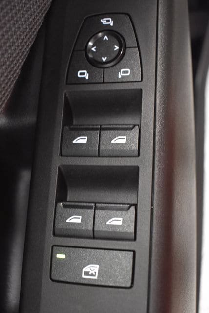 Used 2025 BMW X3 xDrive30i w/ Premium Package AWD/4WD image 21