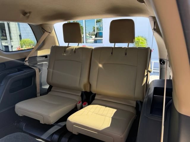 Used 2020 Toyota 4Runner SR5 Premium w/ Moonroof Package AWD/4WD image 25