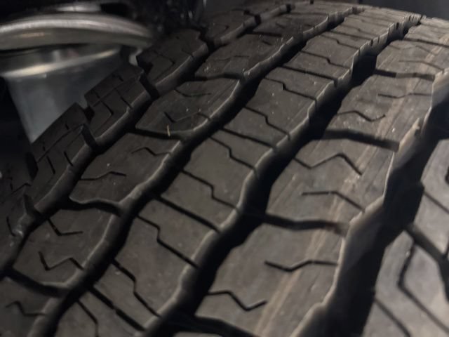 New 2026 Chevrolet Suburban Z71 w/ Z71 Off-Road Package AWD/4WD image 45