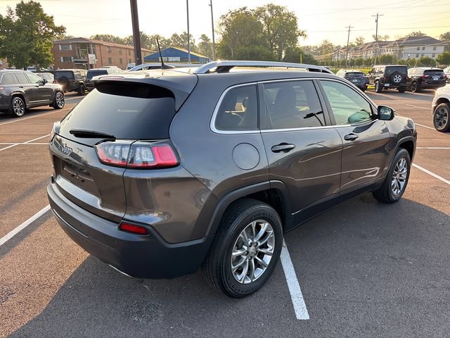 Used 2020 Jeep Cherokee Latitude Lux w/ Comfort/Convenience Group AWD/4WD image 27