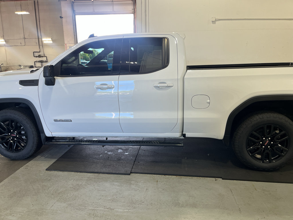 Certified 2022 GMC Sierra 1500 Elevation AWD/4WD image 11