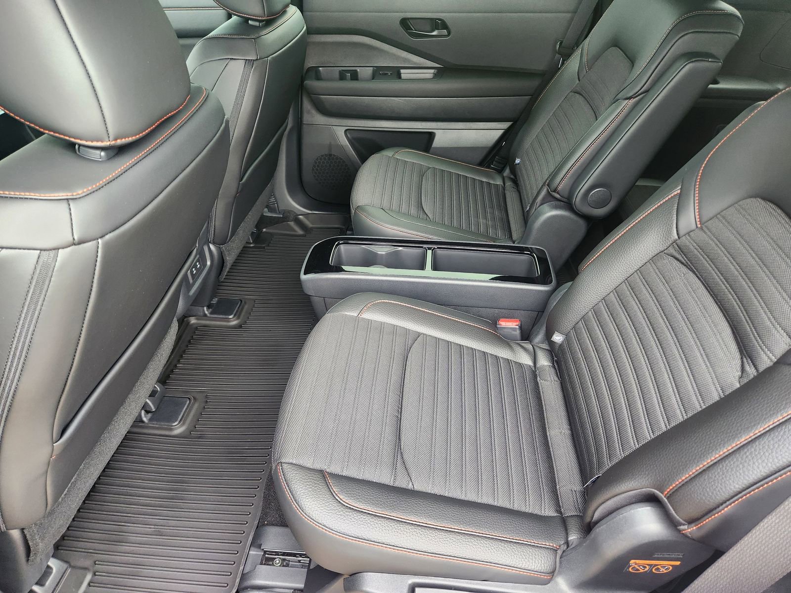 New 2026 Nissan Pathfinder Rock Creek w/ Rock Creek Premium Package AWD/4WD image 26