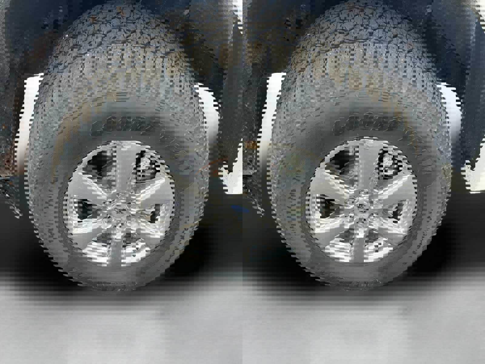 Used 2019 Ford F150 Lariat image 11