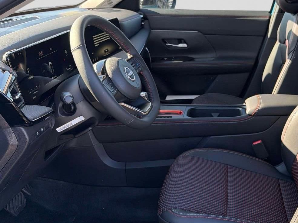 New 2026 Nissan Kicks SR w/ SR Premium Package image 9