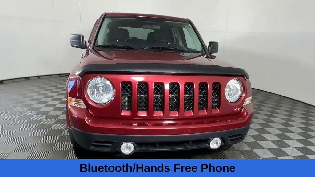 Used 2014 Jeep Patriot Latitude AWD/4WD image 5
