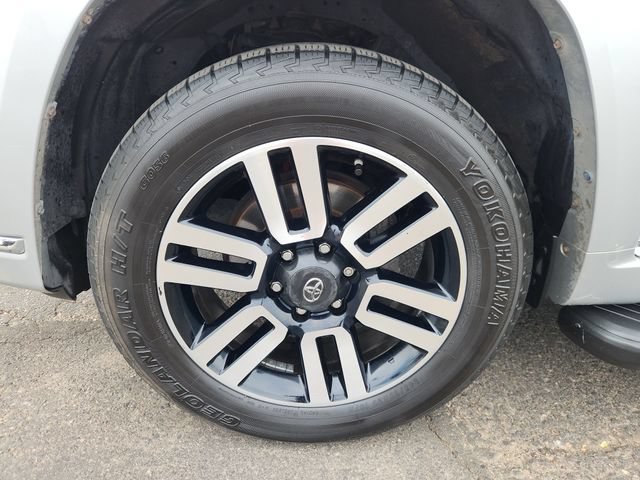 Used 2017 Toyota 4Runner Limited AWD/4WD image 16