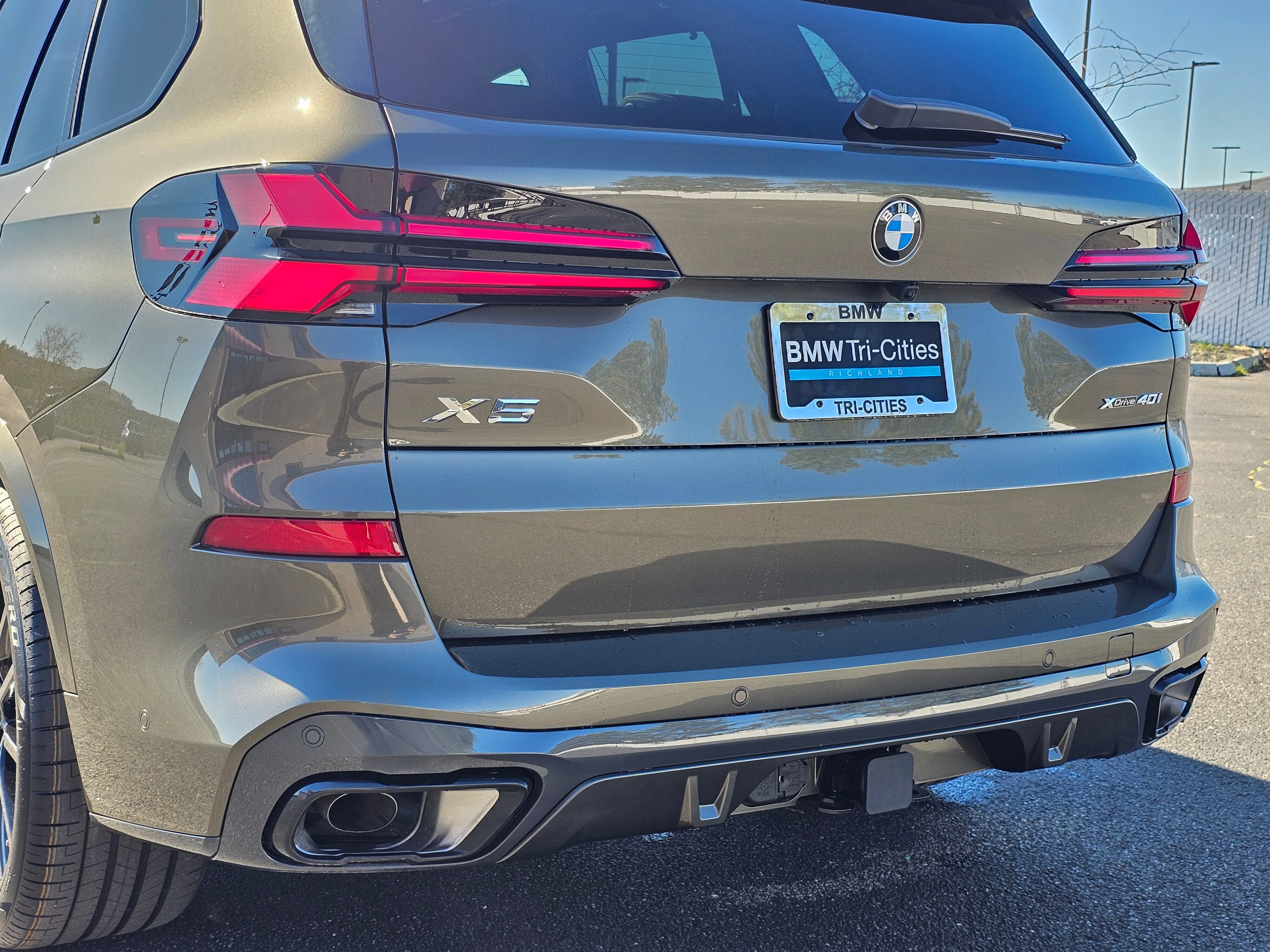 New 2026 BMW X5 xDrive40i w/ Executive Package image 39