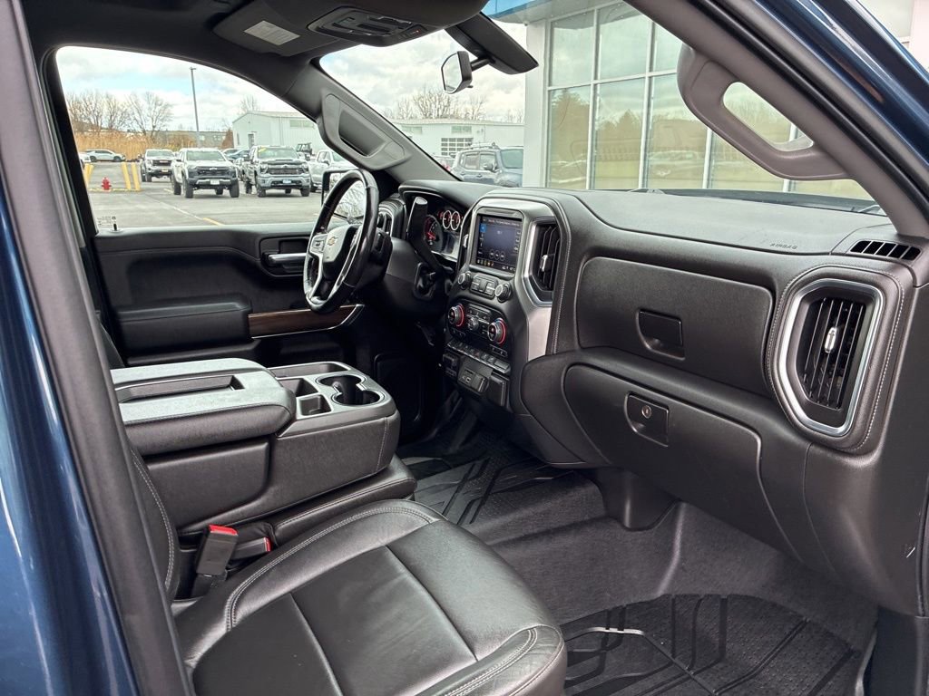 Used 2019 Chevrolet Silverado 1500 LT w/ All-Star Edition image 37