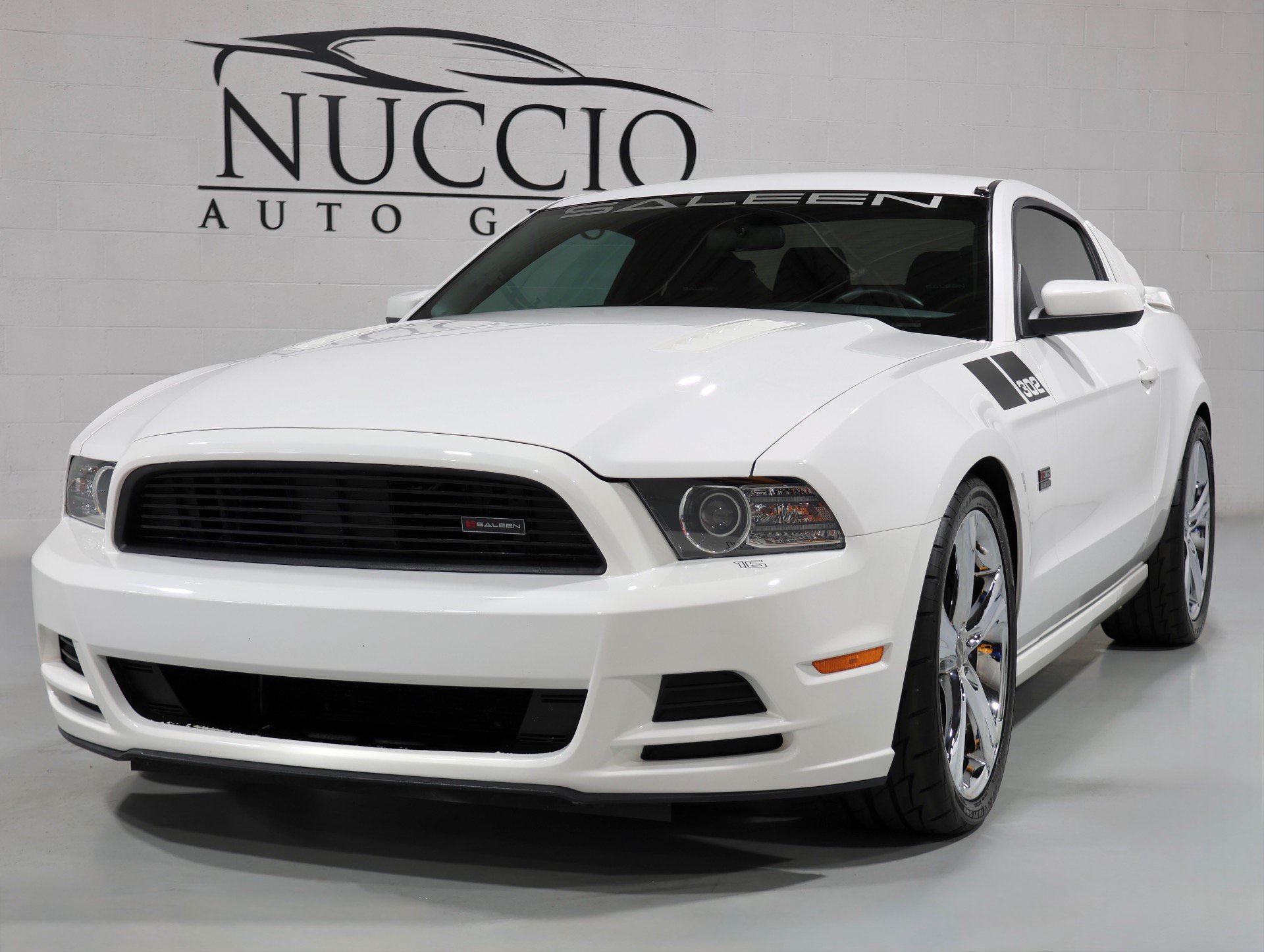 Used 2013 Ford Mustang GT RWD image 22