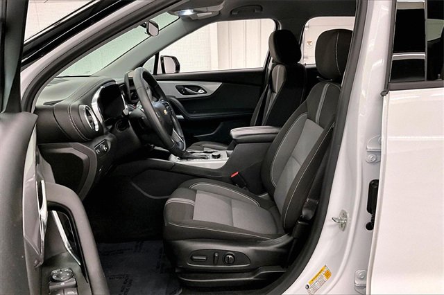 Used 2025 Chevrolet Blazer LT image 19