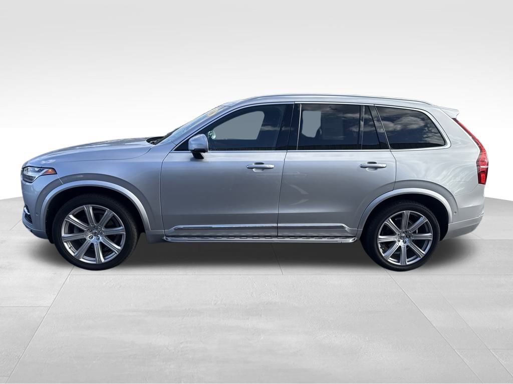 Used 2016 Volvo XC90 T6 Inscription w/ Vision Package image 3