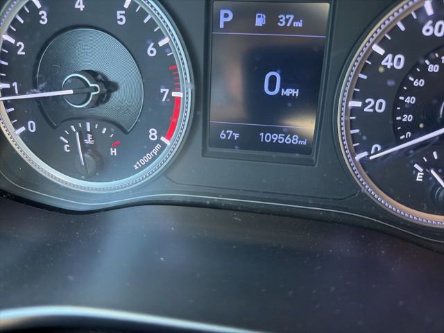 Used 2020 Hyundai Santa Fe SE FWD image 38