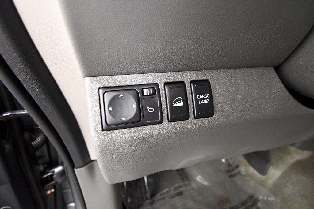 Used 2017 Nissan Frontier SV AWD/4WD image 15