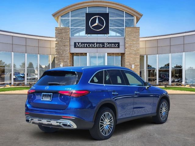 Certified 2026 Mercedes-Benz GLC 300 4MATIC image 4