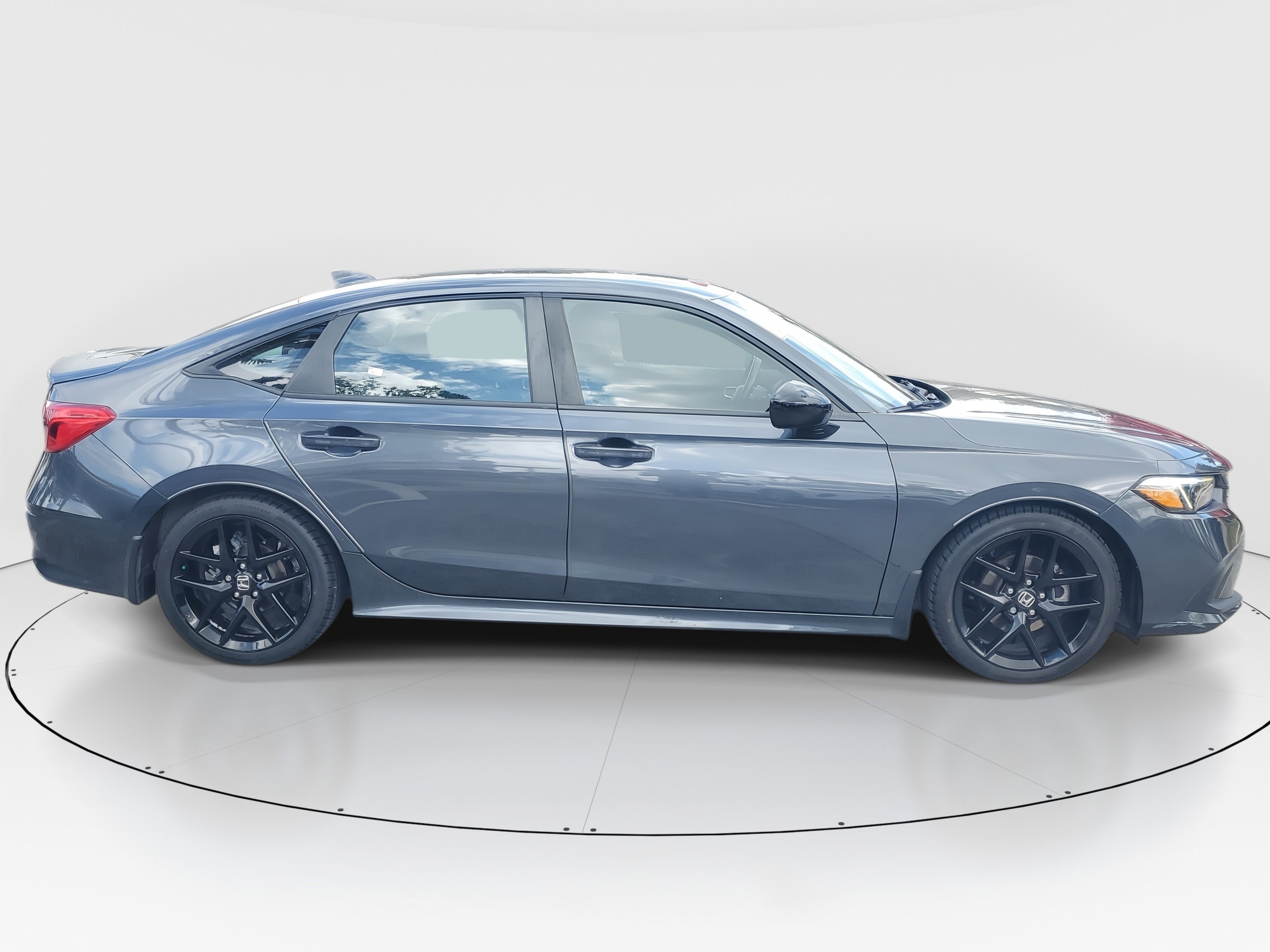 Used 2024 Honda Civic Sport image 2